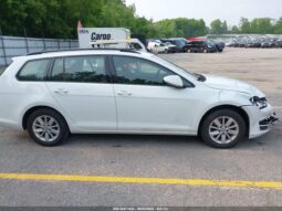 
										VOLKSWAGEN GOLF full									