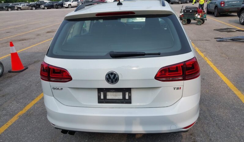 
								VOLKSWAGEN GOLF full									