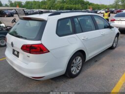 
										VOLKSWAGEN GOLF full									