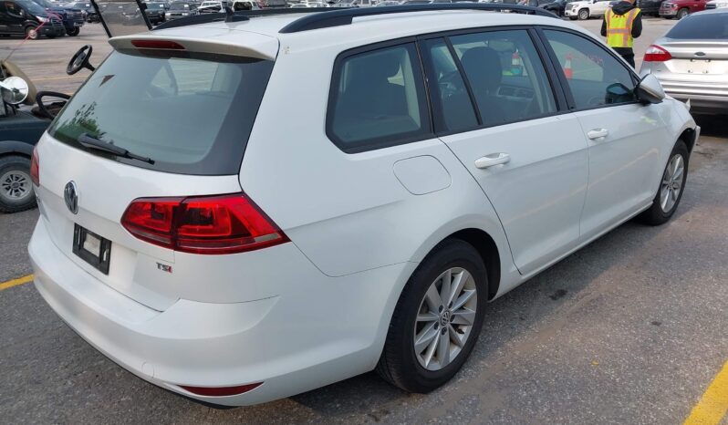 
								VOLKSWAGEN GOLF full									