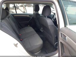 
										VOLKSWAGEN GOLF full									