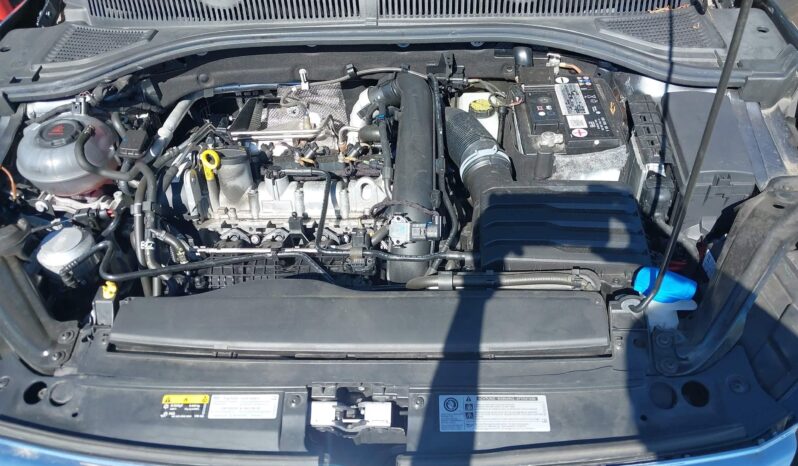 
								Volkswagen Jetta full									