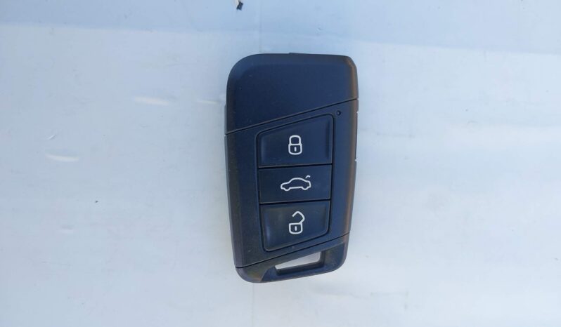 
								Volkswagen Jetta full									