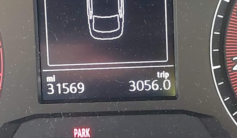 
								Volkswagen Jetta full									