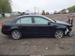 
										Volkswagen Jetta full									