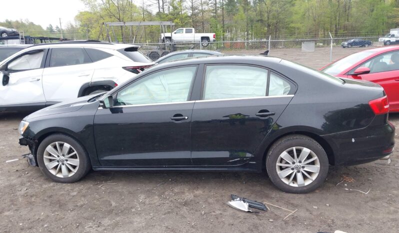 
								Volkswagen Jetta full									