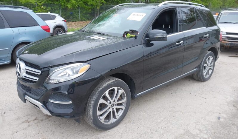 
								Mercedes-Benz GLE 400 full									