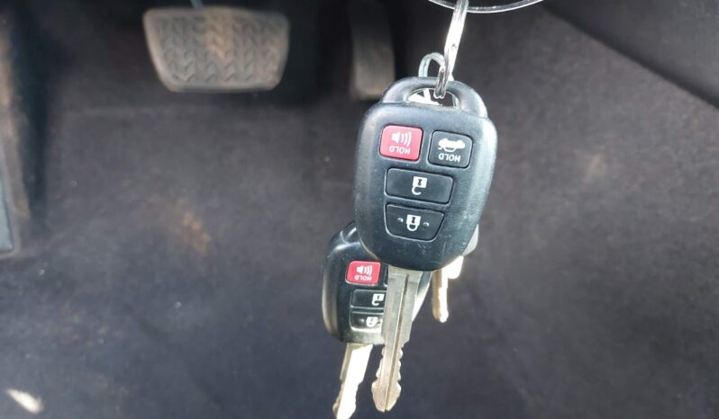 
								TOYOTA CAMRY full									