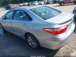 TOYOTA CAMRY