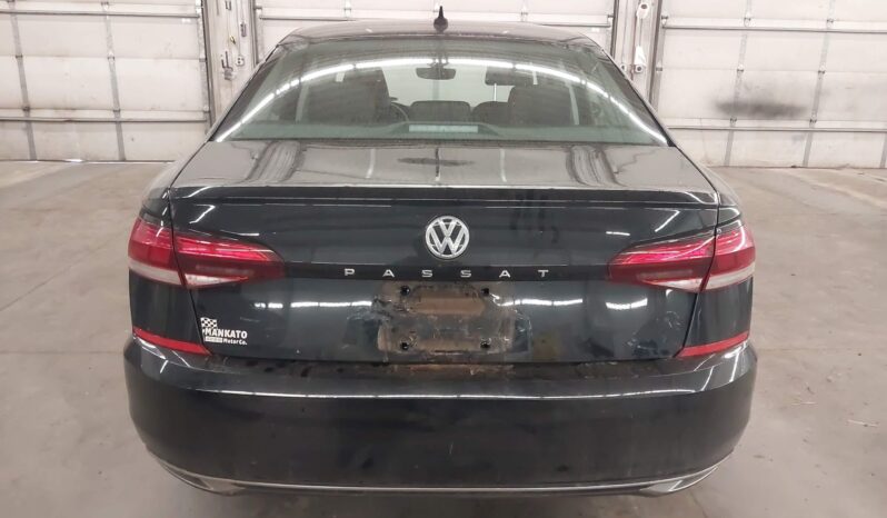 
								VOLKSWAGEN PASSAT full									