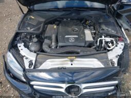 
										Mercedes-Benz C-Class full									