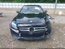 
										Mercedes-Benz C-Class full									