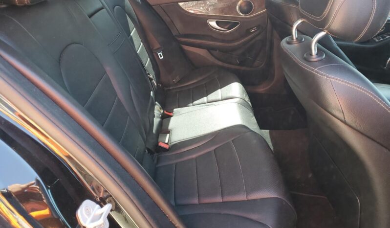 
								Mercedes-Benz C-Class full									