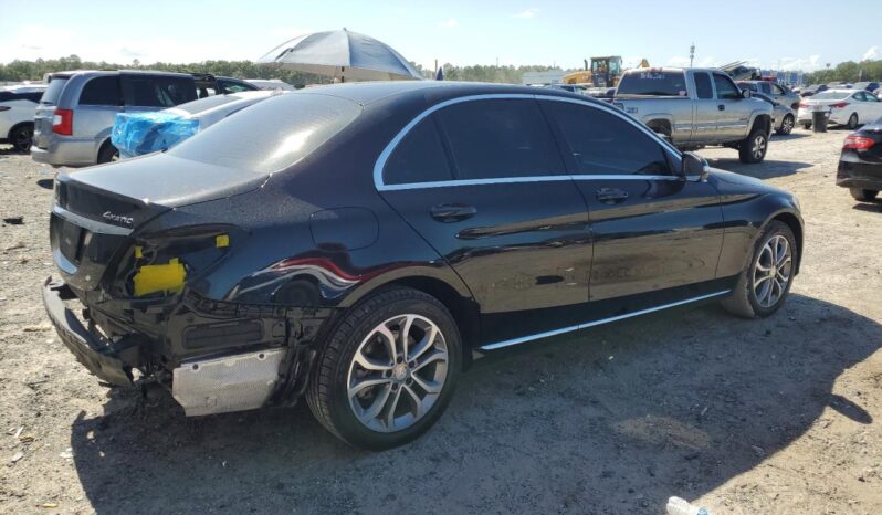 
								Mercedes-Benz C-Class full									