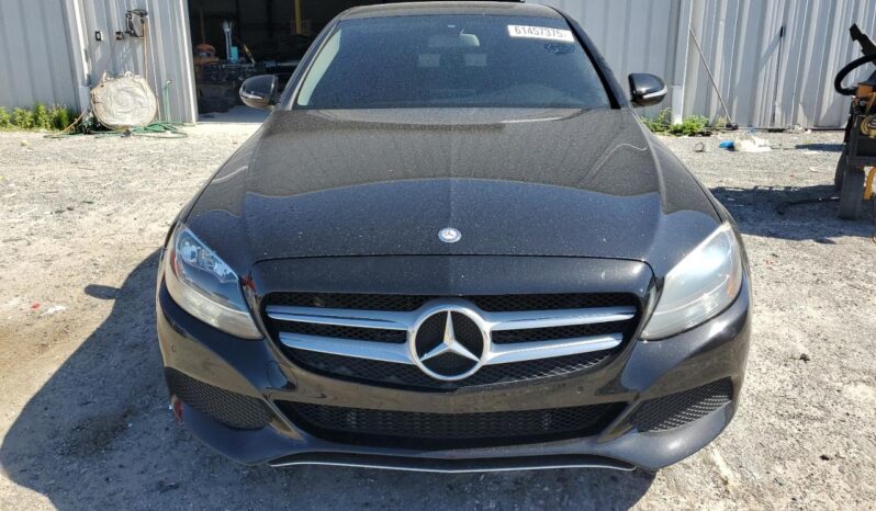 
								Mercedes-Benz C-Class full									