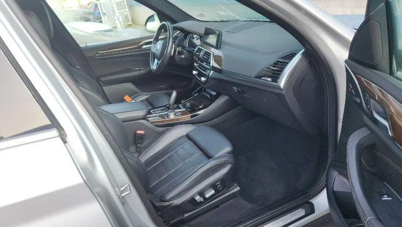
								BMW X3 full									
