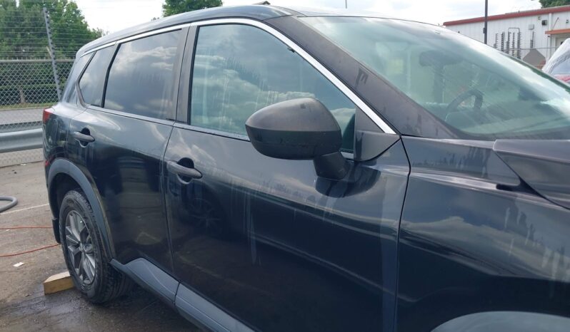 
								NISSAN ROGUE full									