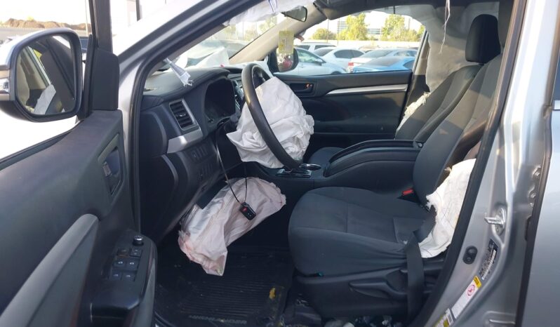
								Toyota Highlander full									