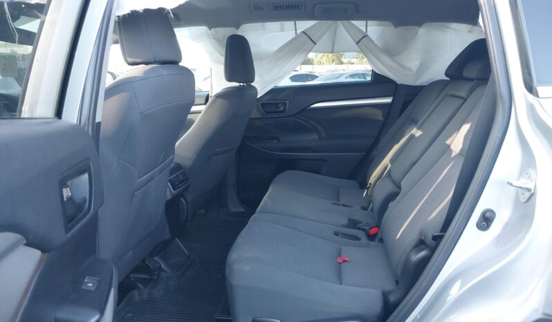 
								Toyota Highlander full									