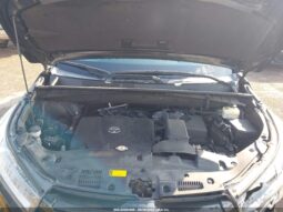 
										Toyota Highlander full									