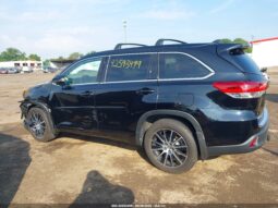 
										Toyota Highlander full									