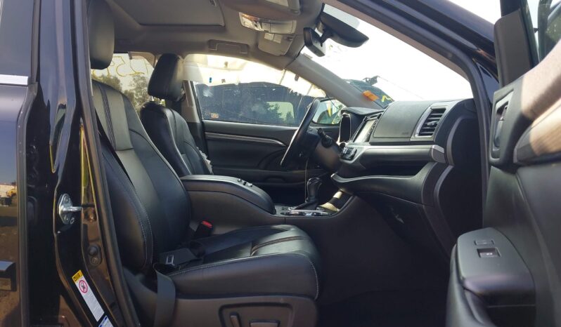 
								Toyota Highlander full									