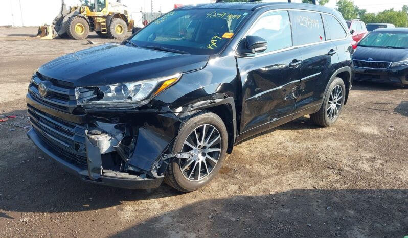 
								Toyota Highlander full									