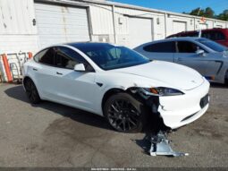 
										TESLA MODEL 3 full									
