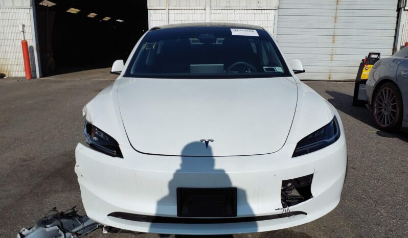 
								TESLA MODEL 3 full									