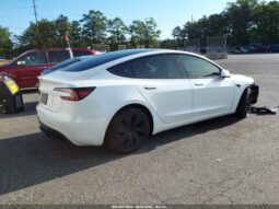 
										TESLA MODEL 3 full									