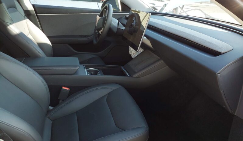 
								TESLA MODEL 3 full									