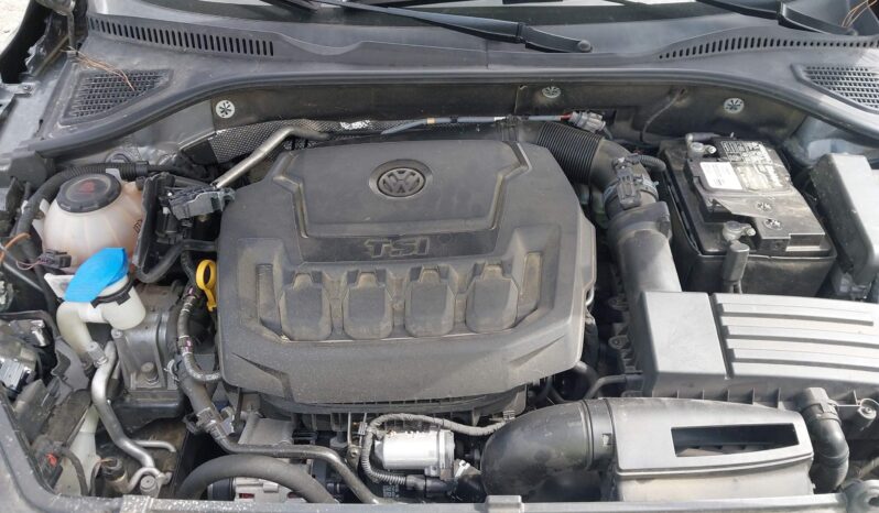 
								VOLKSWAGEN PASSAT full									