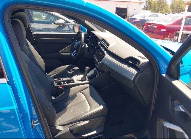 
								AUDI Q3 full									