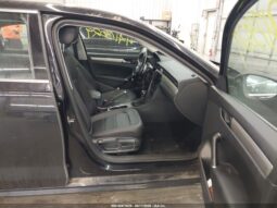 
										VOLKSWAGEN PASSAT full									