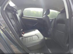 
										VOLKSWAGEN PASSAT full									