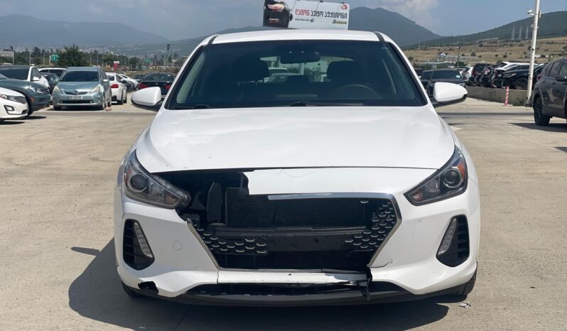 
								Hyundai Elantra Gt full									
