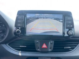 
										Hyundai Elantra Gt full									