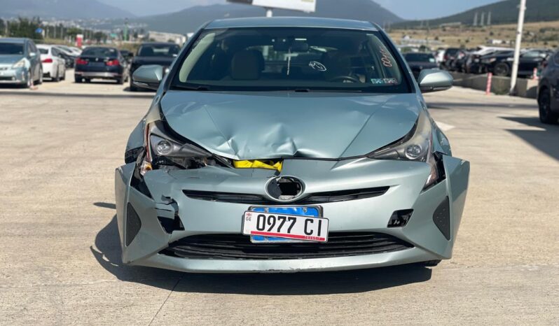 
								Toyota Prius full									