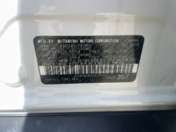 
										Mitsubishi Outlander Sport full									
