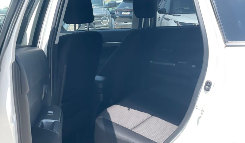 
								Mitsubishi Outlander Sport full									