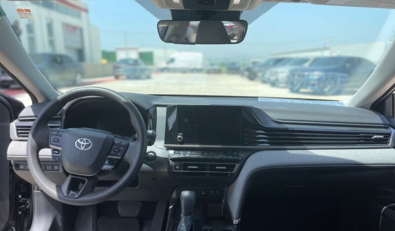 
								Toyota Camry full									