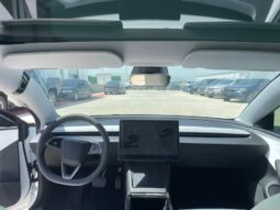 
										Tesla model 3 full									