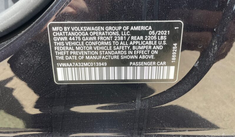 
								Volkswagen Passat full									