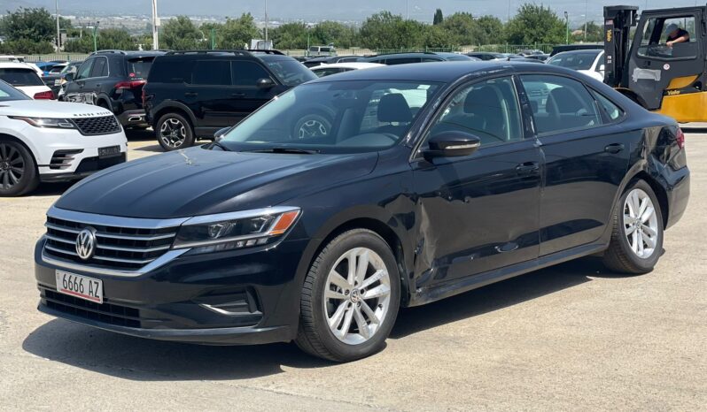 
								Volkswagen Passat full									