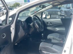 
										Nissan Versa full									