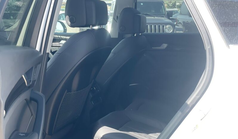 
								Audi Q5 full									