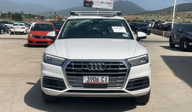 
								Audi Q5 full									