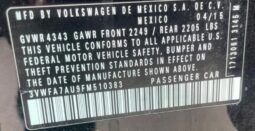 
										Volkswagen Golf full									