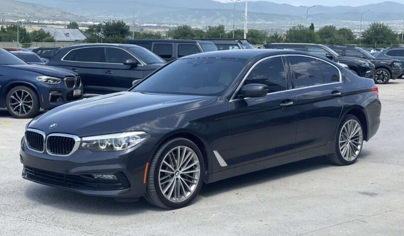 
								BMW 540i full									