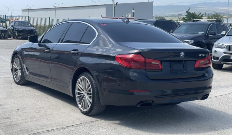 
								BMW 540i full									